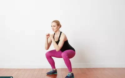 woman doing squat
