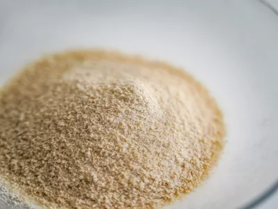 finely milled bread crumbs