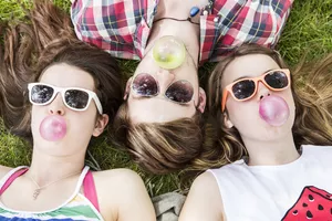 friends chewing gluten-free gum