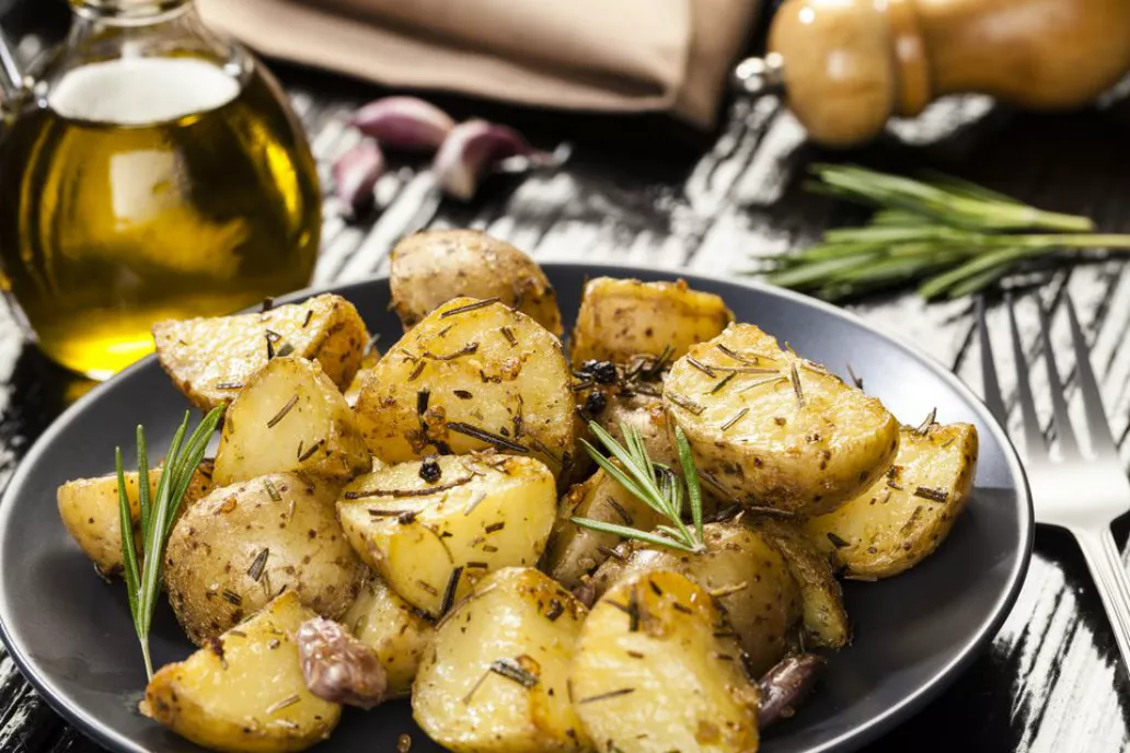 Vegan Oven Roasted Rosemary Potatoes