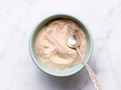Acacia fiber in a bowl