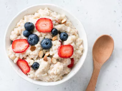 Oatmeal served with berries and almonds