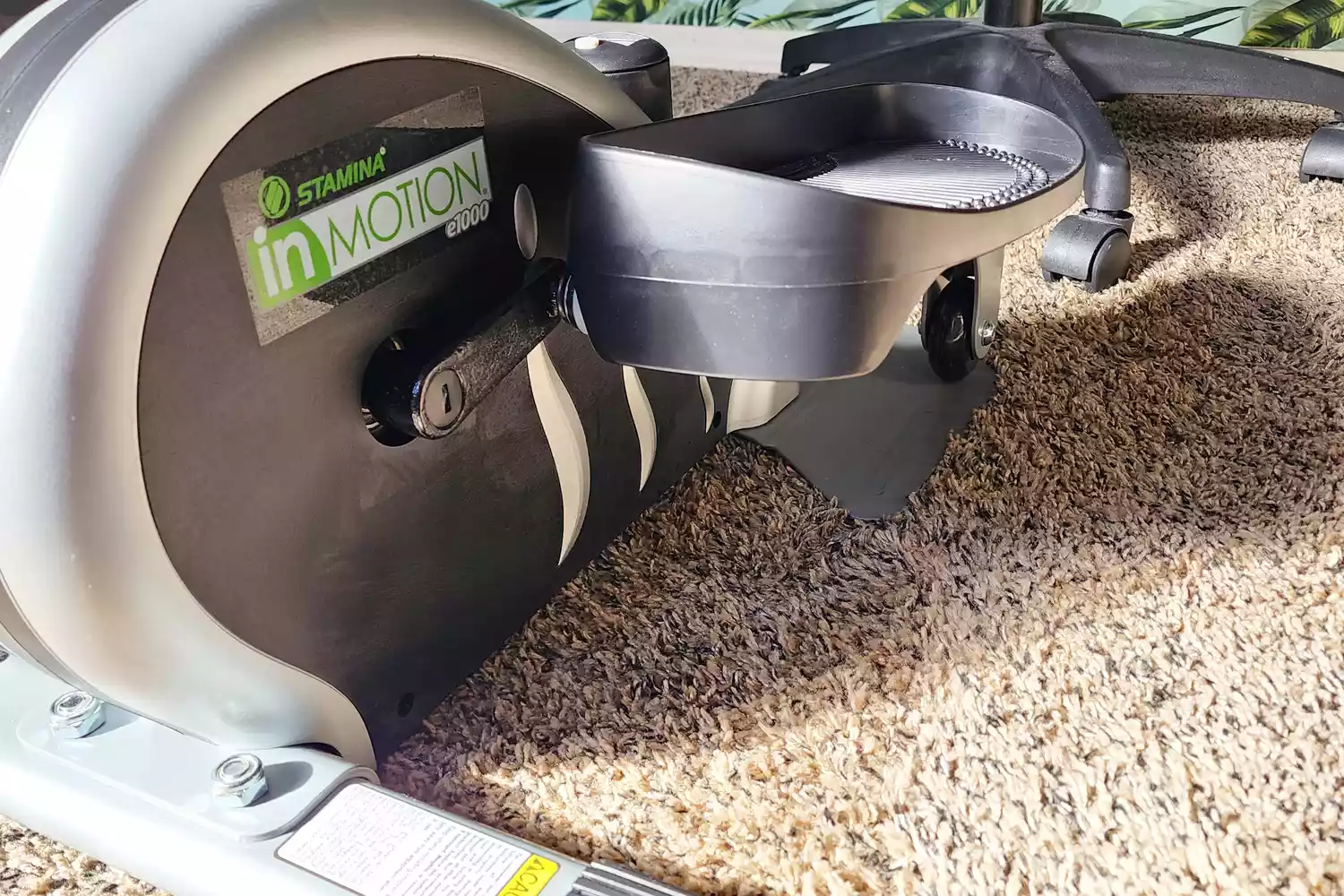 A closeup of the Stamina InMotion E1000 Compact Strider