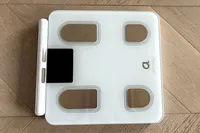 The Arboleaf CS10E Segmental Body Scale on a tile floor