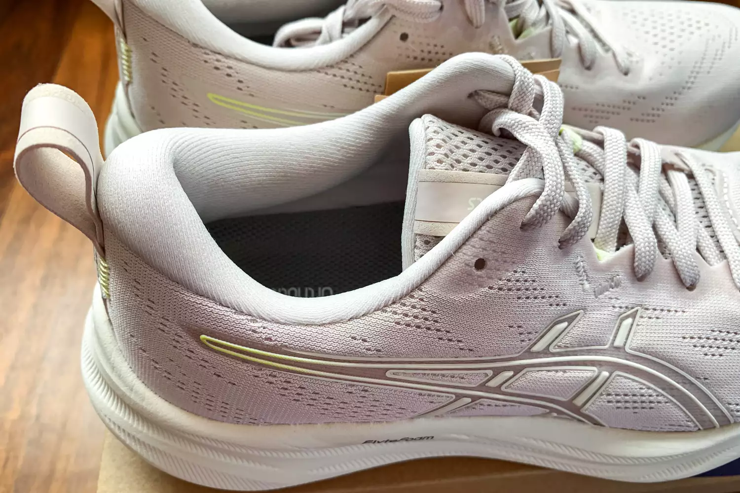 A close-up of the opening of the Asics Women's GEL-Pulse 16