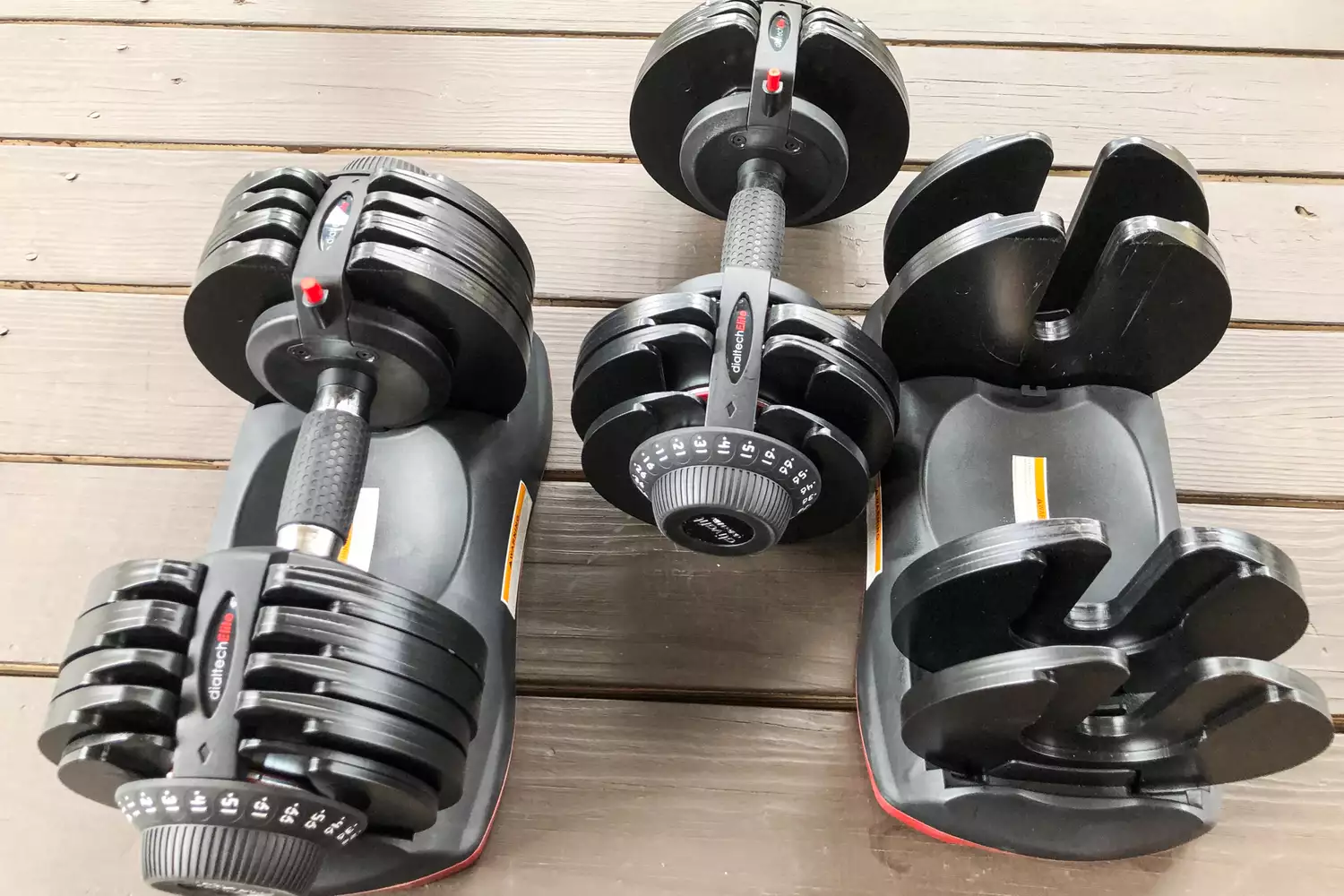 The Ativafit Adjustable Dumbbell Set with bases