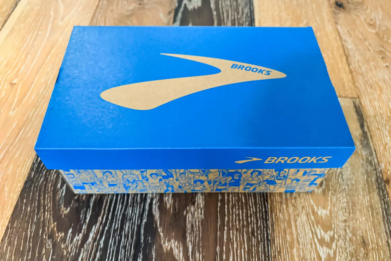The branded shoebox for the Brooks Men's Trace 3 Road Running Shoes
