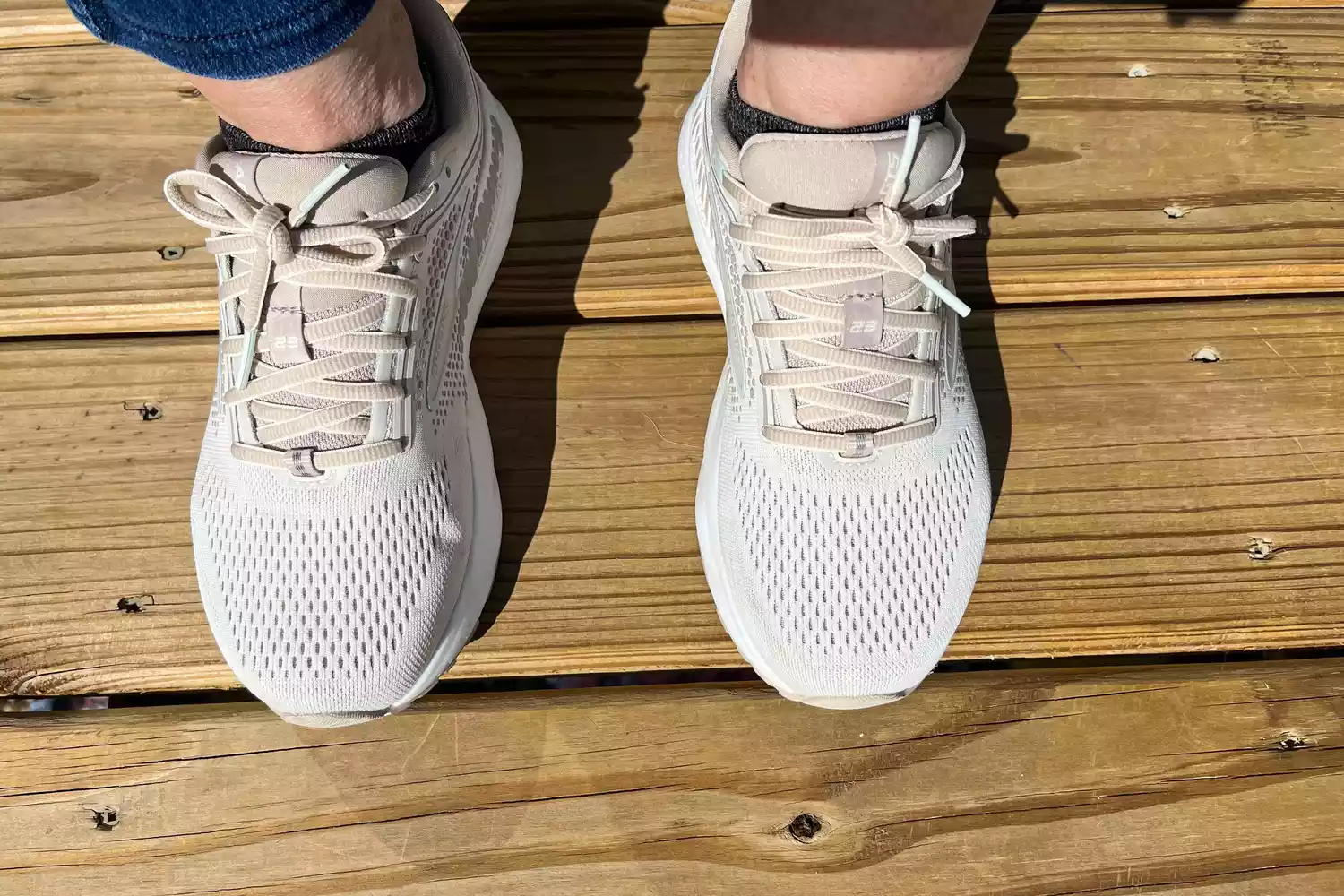 An overhead view of a pair of Brooks Women's Ariel GTS 23 Running Shoes