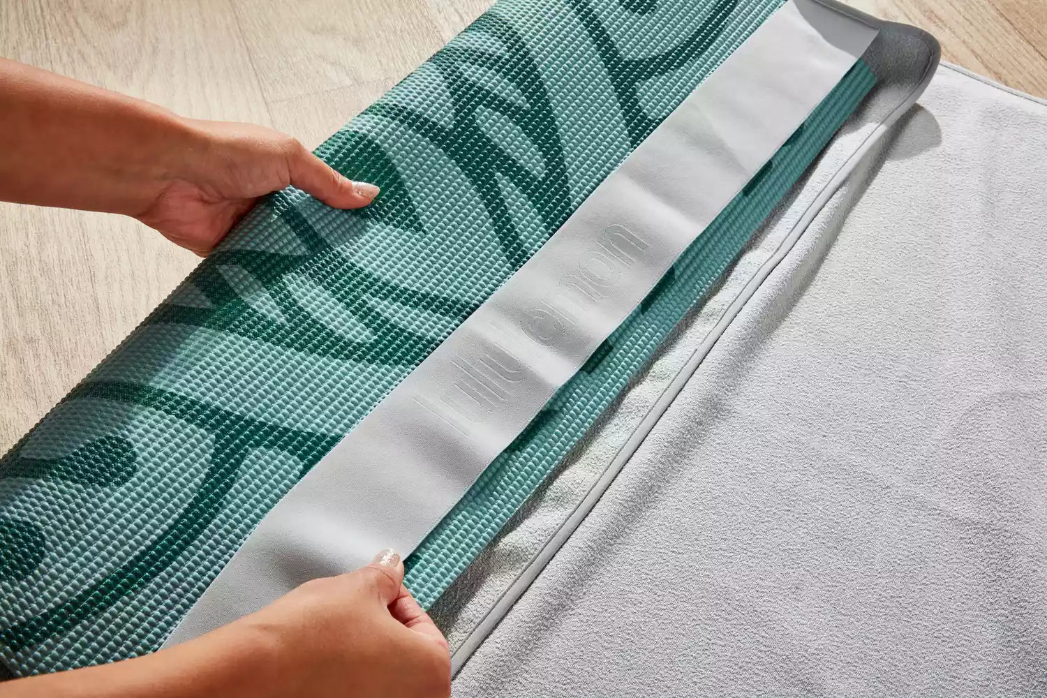 lululemon Yoga Mat Towel with Grip