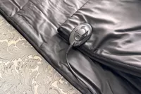 A close-up of the side of the HEALiX-Z Sauna Blanket