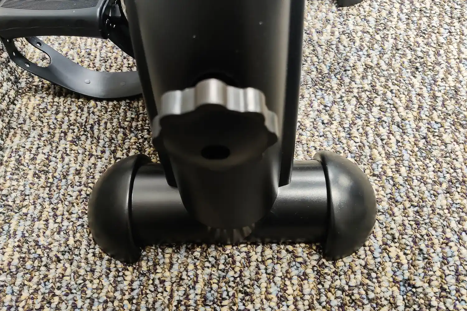 The dial on the Himaly Mini Exercise Bike