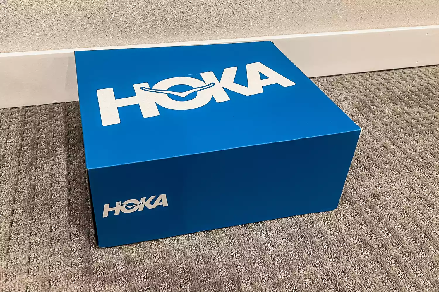 The Hoka All Gender Elevon X Running Shoe box