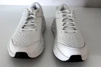 A front view of a pair of Hoka Women's Bondi SR Road Shoes