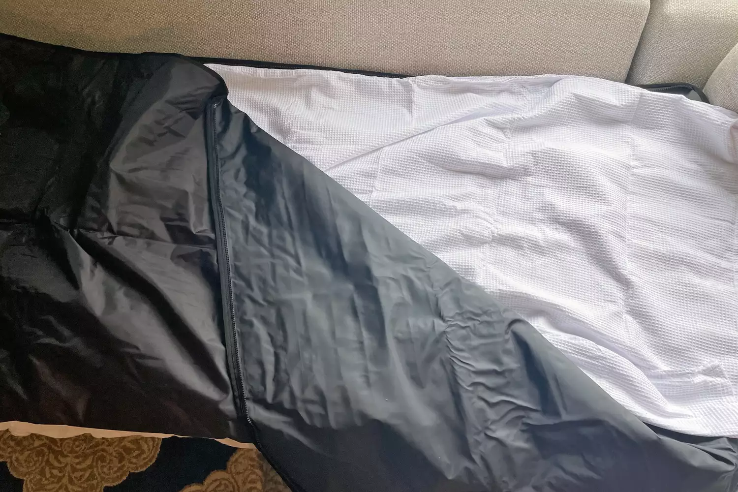 The inside of the Heat Healer Infrared Sauna Blanket 