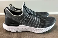 A side view of the Nike React Phantom Run 2 Men's Road Running Shoes