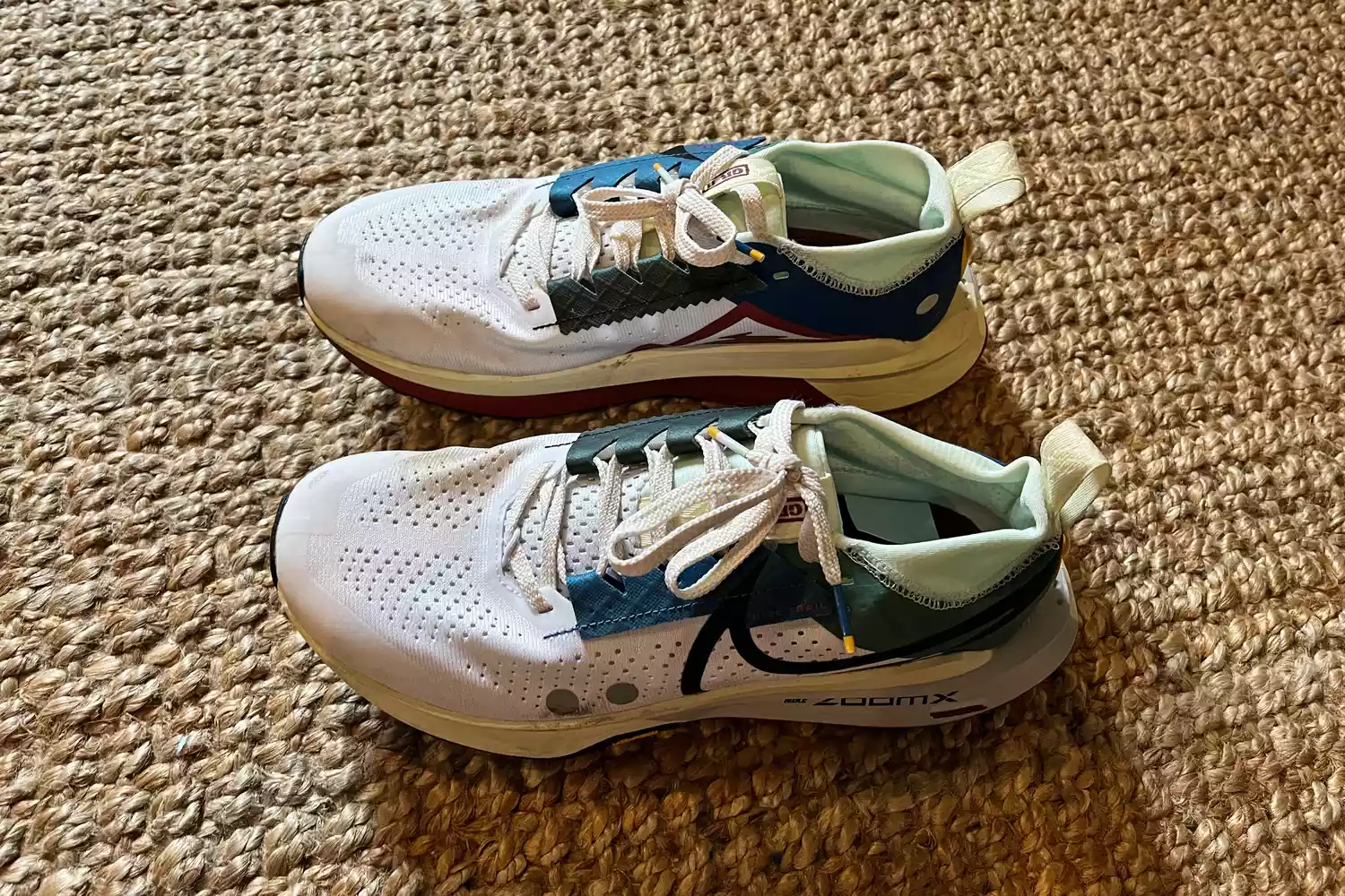 An overhead view of a pair of Nike Zegama 2 Women's Trail Running Shoes