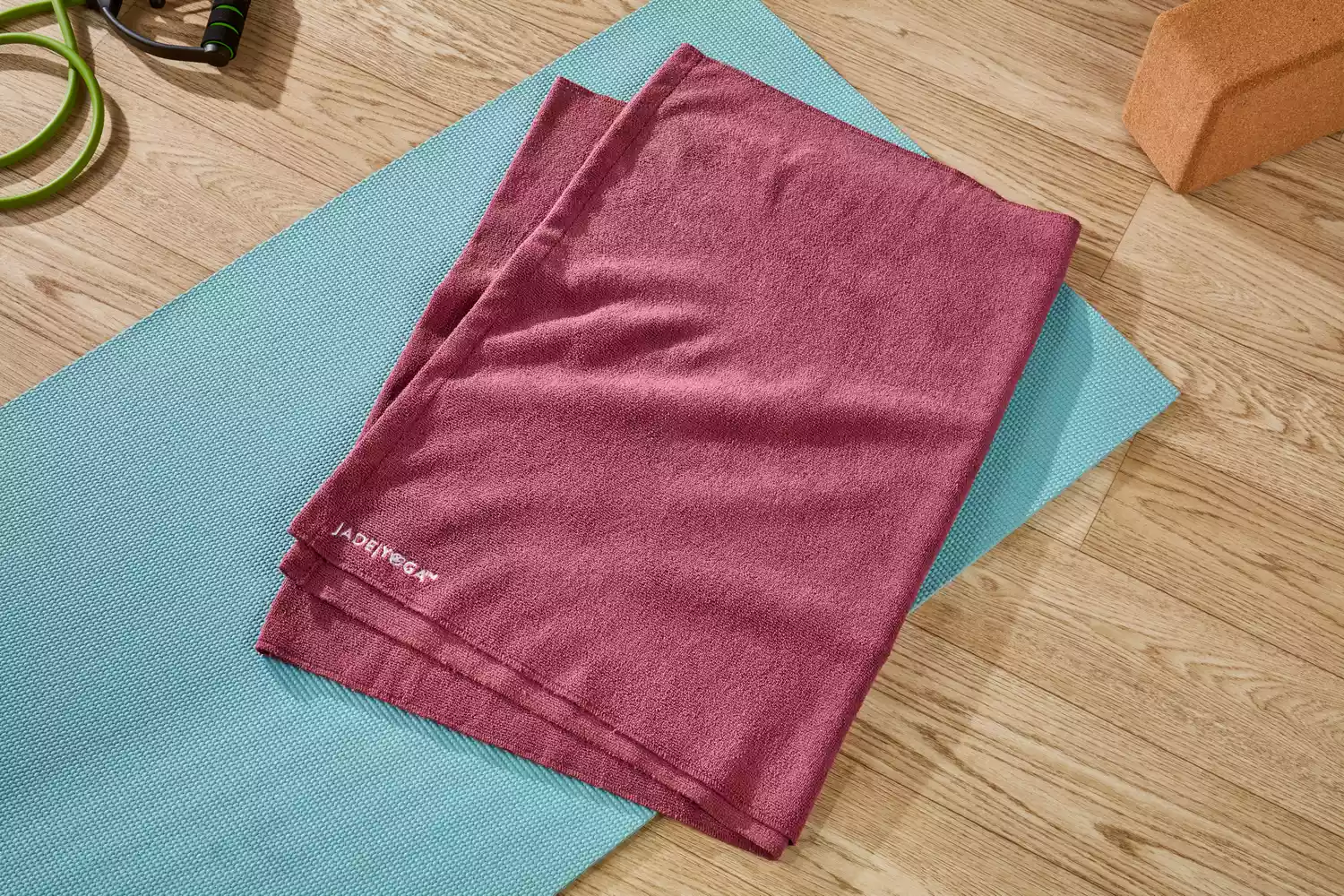 Jade Yoga Lightweight Great Grip Yoga Towel