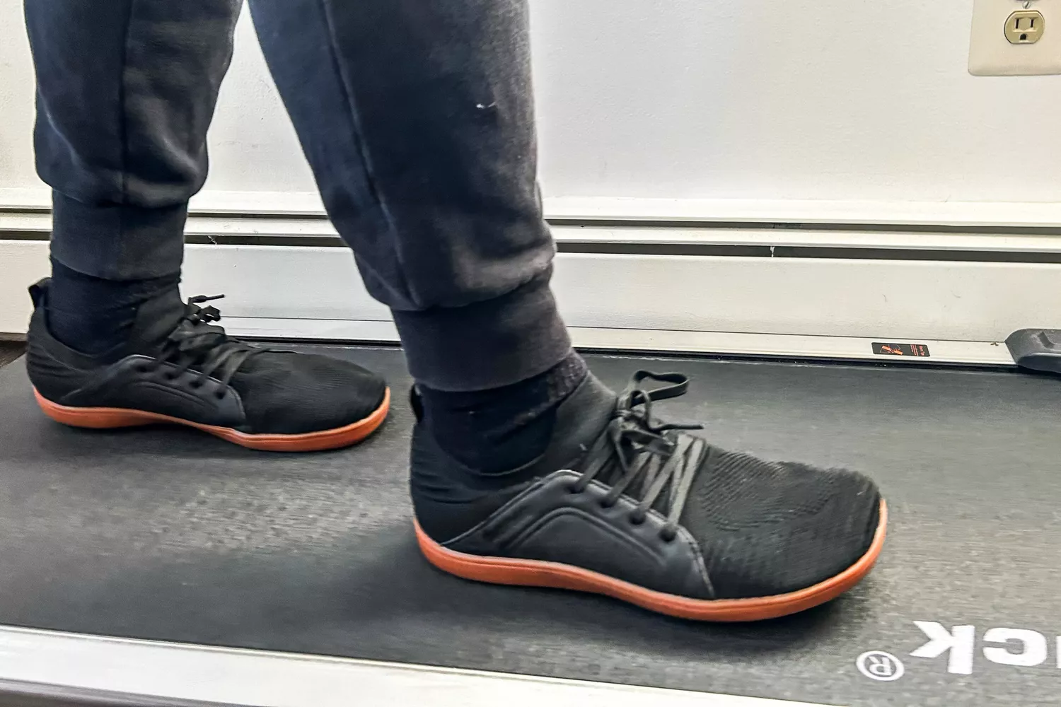 Person wearing Relxfeet Men's Barefoot Shoes Minimalist Cross