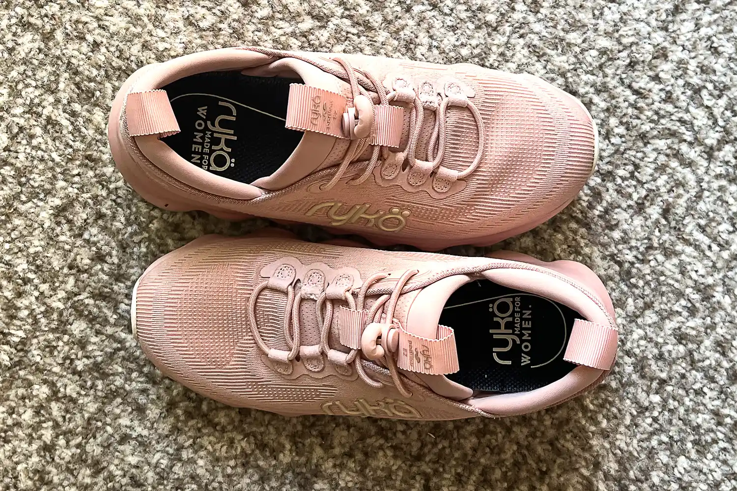 An overhead view of a pair of Rykä Women's Podflow EZ Walking Sneakers