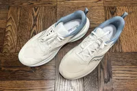 An overhead view of the Saucony Men's Surge 3 Everyday Shoes