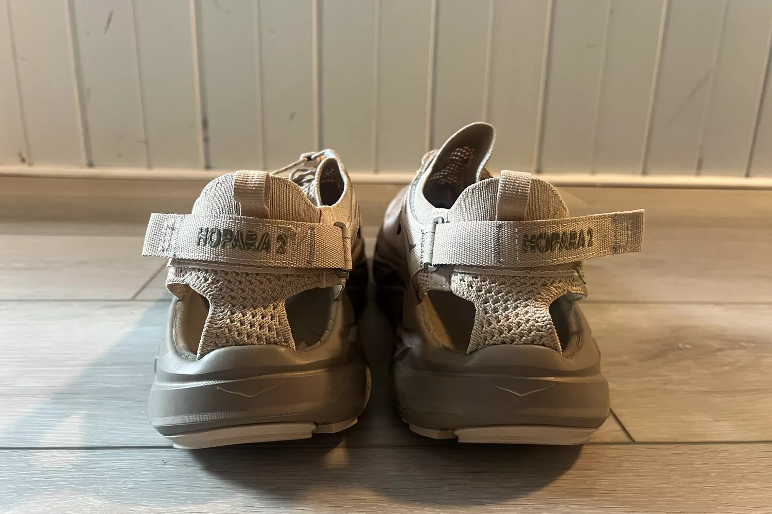The back of the Hoka Men's Hopara 2 Sandals