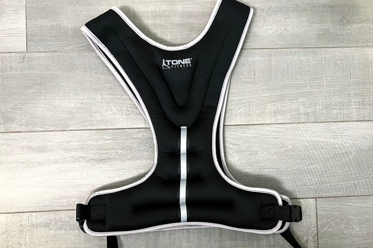 The front of the Tone Fitness HHWV-TN Weighted Vest