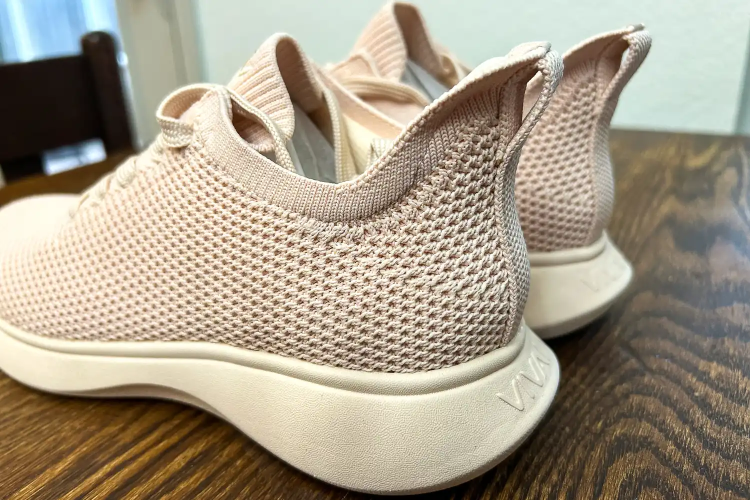 A close-up of the heels on the Vivaia Unisex Urban Sneaker Sliders