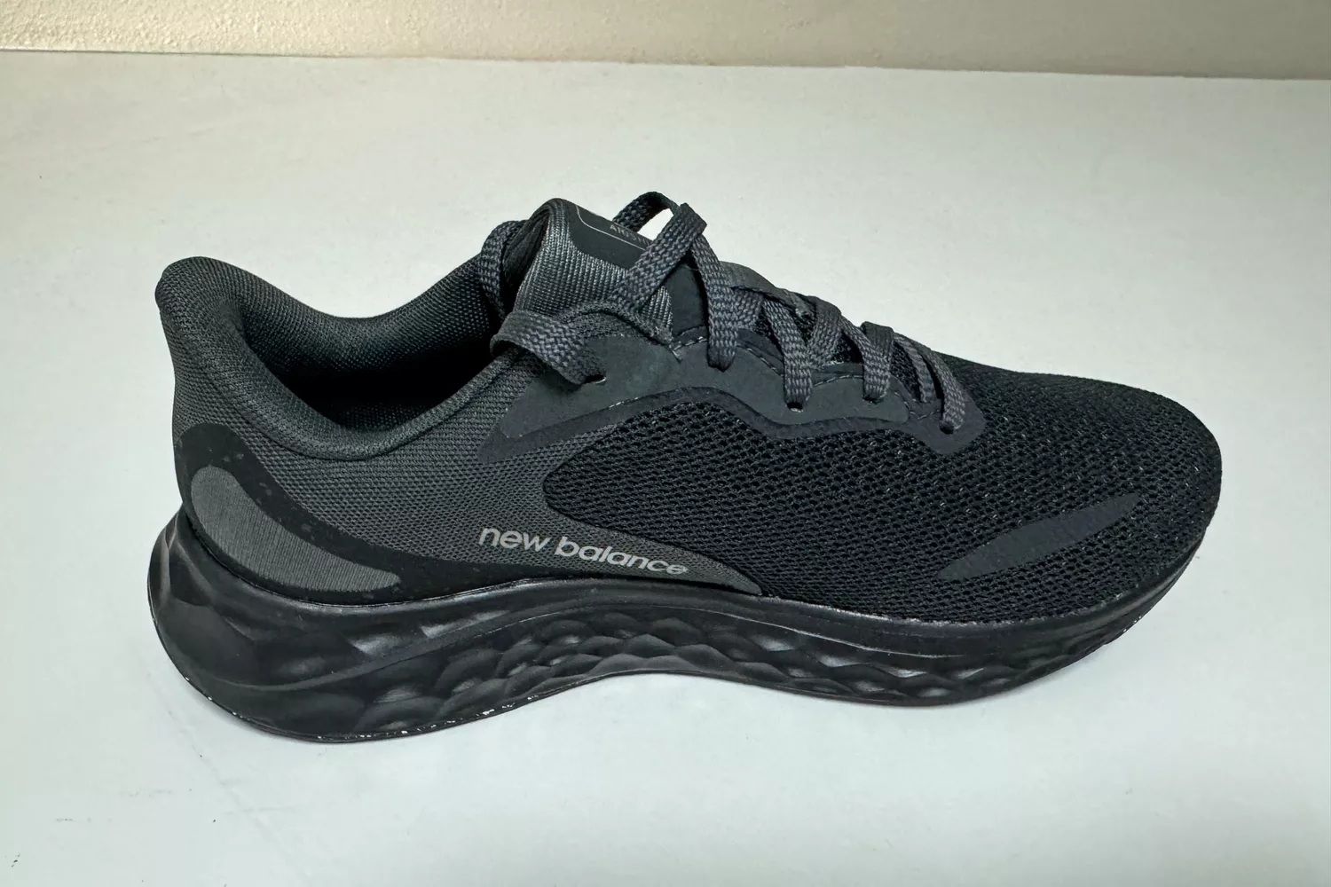 A side view of the New Balance Women's Fresh Foam Arishi v4 GTX Running Shoes