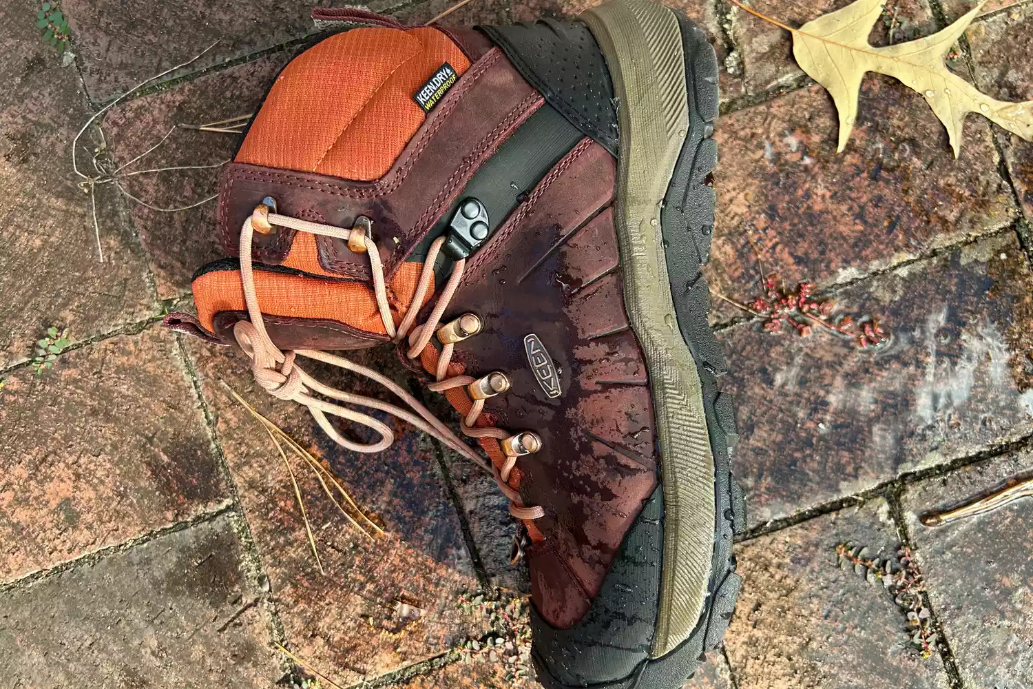 The Keen Womenâs Revel IV Polar Boot with water on it