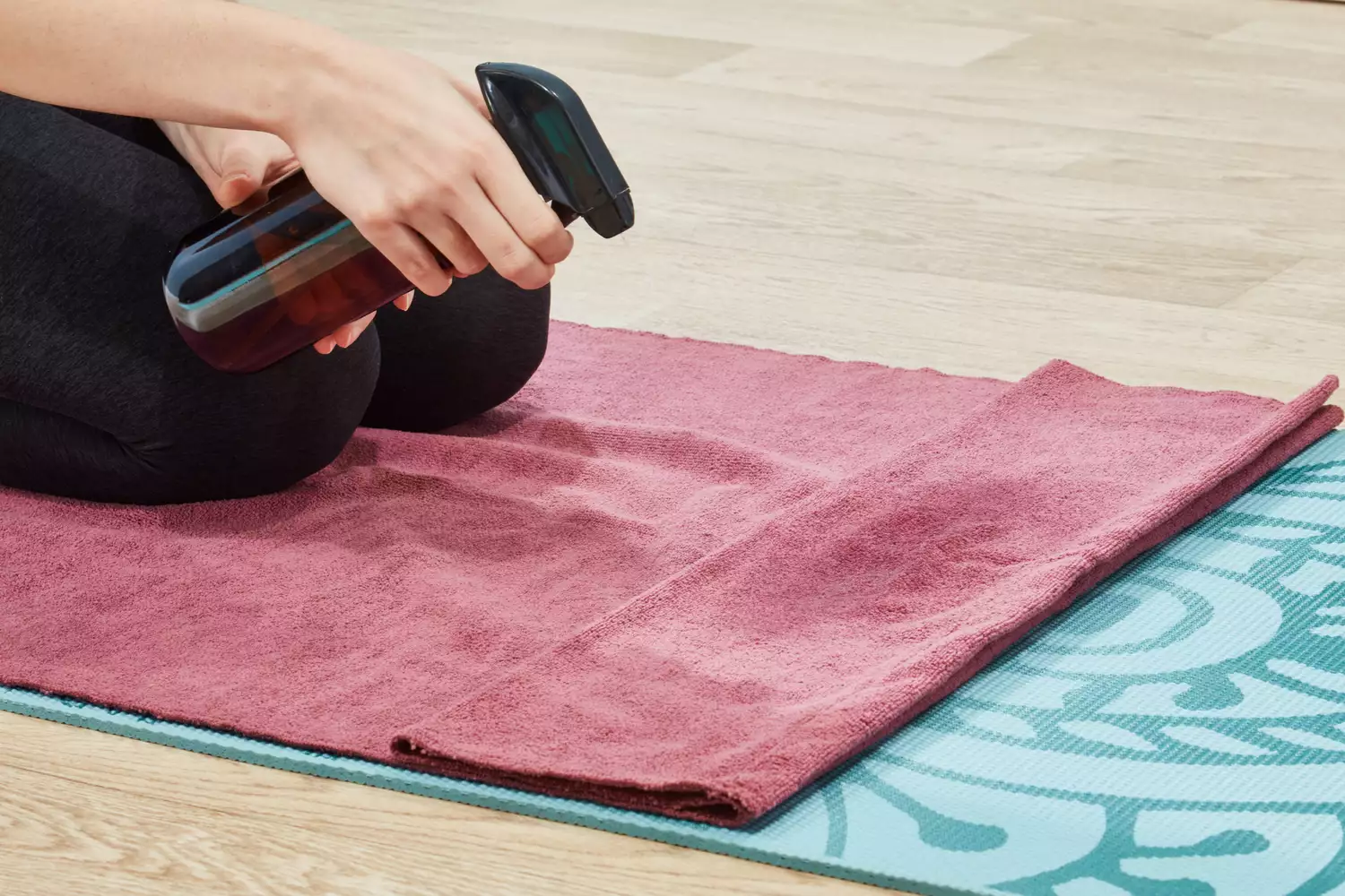 Jade Yoga Lightweight Great Grip Yoga Towel