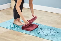 Jade Yoga Lightweight and Great Grip Yoga Towel